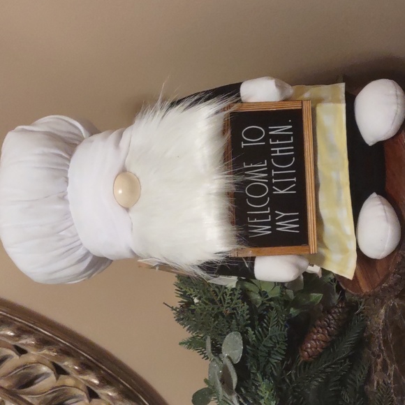 Rae Dunn Plush Kitchen Gnome - WELCOME TO MY KITCHEN - Picture 4 of 4